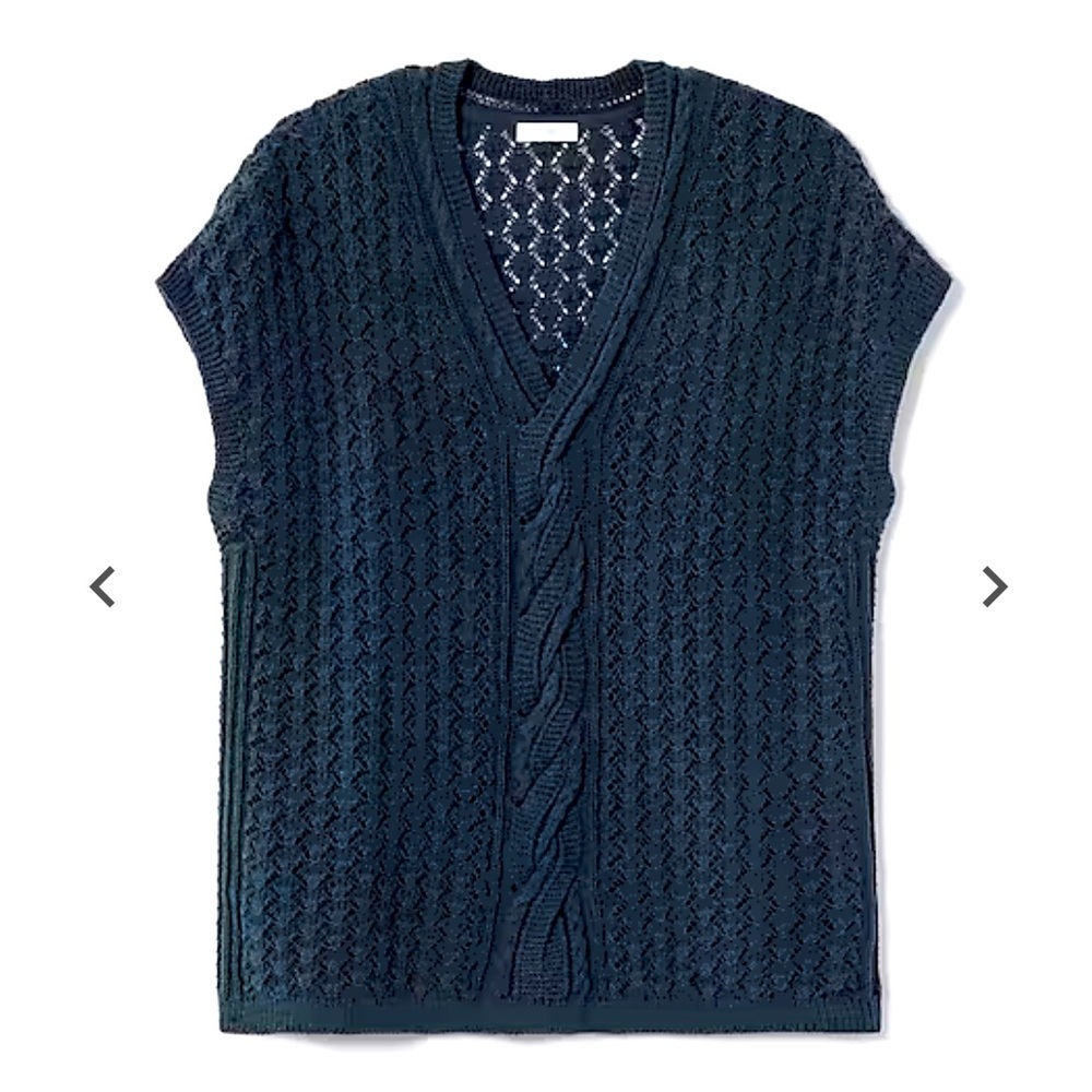 Cable-Knit Short-Sleeve Pullover M